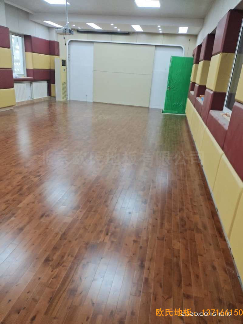 北京中國(guó)礦業(yè)大學(xué)附屬中學(xué)運(yùn)動(dòng)地板鋪裝案例