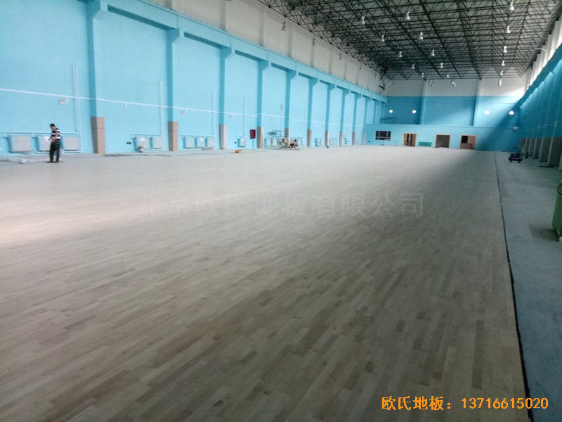 鄭州棗莊熱力分公司體育館體育木地板鋪裝案例4