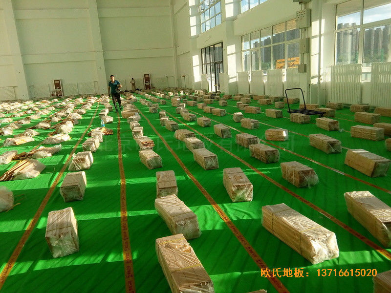 銀川北師大銀川小學籃球館運動地板安裝案例2