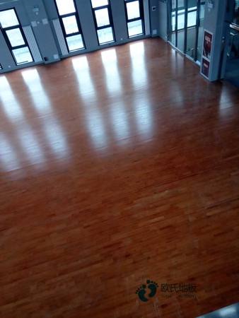 室內(nèi)木地板龍骨間距