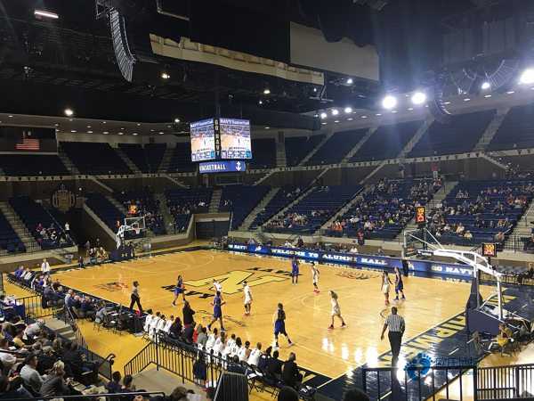 籃球運(yùn)動(dòng)木地板價(jià)格低