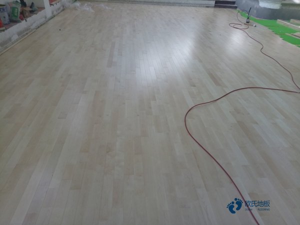 中新零關(guān)稅助力原木材料進口