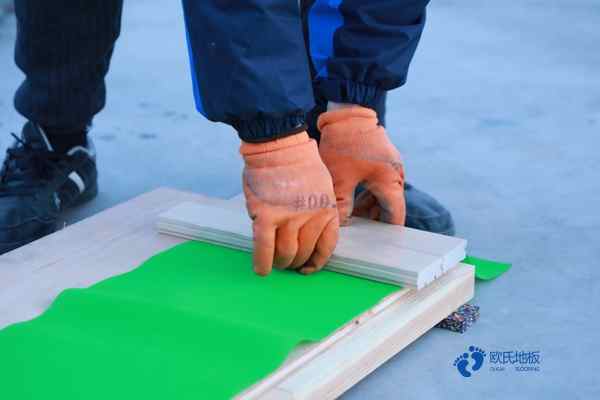 運(yùn)動(dòng)木地板面板性能您知道嗎