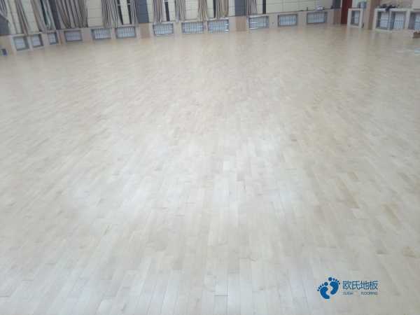 體育運動木地板翻新保養知識2