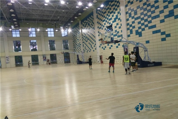 運動場館木地板保養價格1