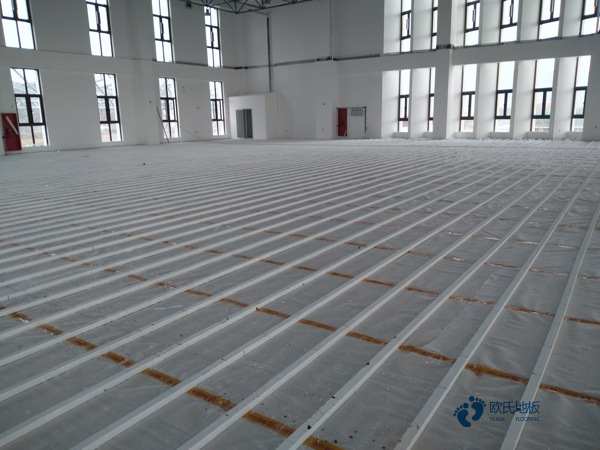 好用的運動籃球木地板更便宜的多少錢一平方米