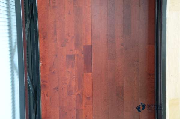 學(xué)校籃球場木地板耐磨2