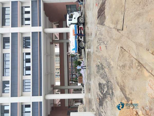 單龍骨運動體育地板保養(yǎng)知識3