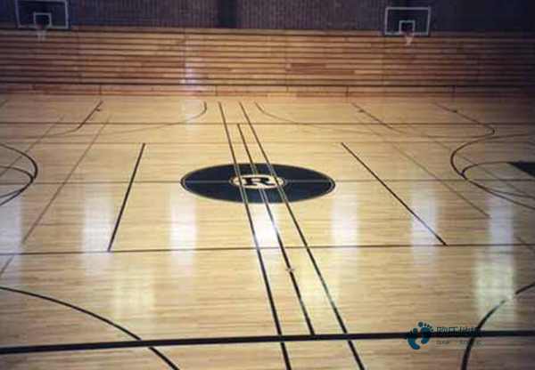 學(xué)?；@球場(chǎng)木地板哪里好3