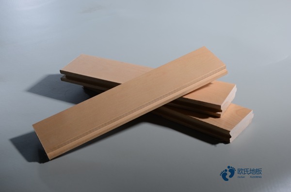 松木運(yùn)動(dòng)籃球木地板報(bào)價(jià)