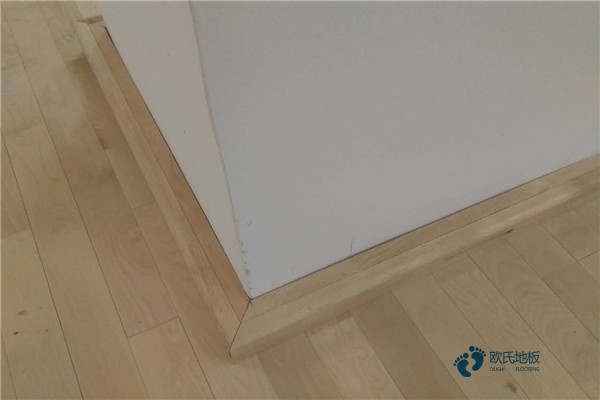 學(xué)校籃球地板能用多久3