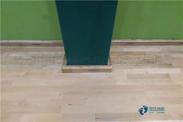 楓樺木運(yùn)動籃球木地板施工價格